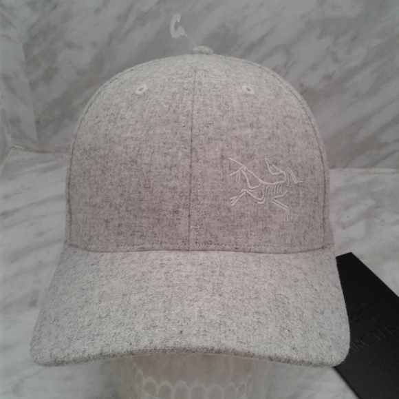 NWT ARC'TERYX WOOL BALL CAP HAT TRANSITION L/XL LIGHT GRAY HEATHER Flex fit MENS - Picture 2 of 8